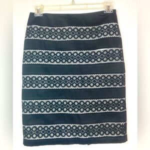 WHBM elegant black lace over tan flirty elegant evening skirt w/ back vent